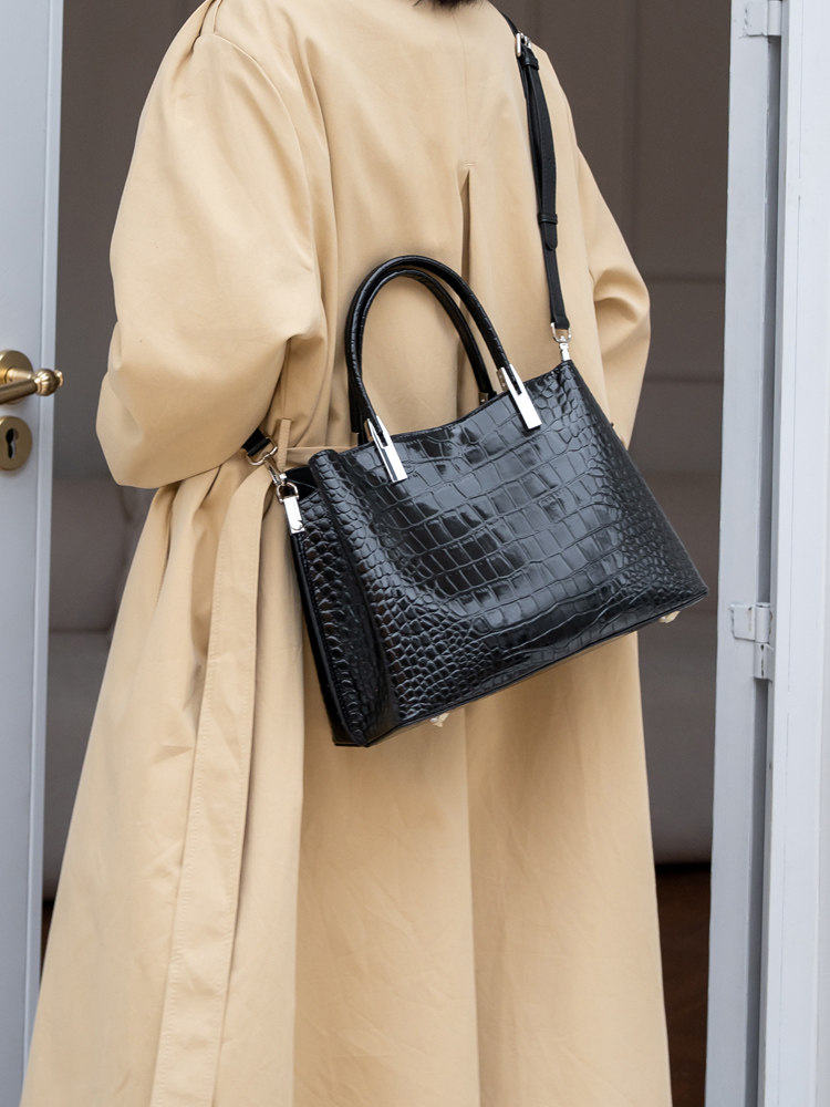 Aidrani Women Crocodile Print  - Leatherwork Designs review and price